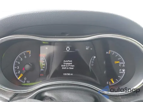 2020 Jeep Grand Cherokee Limited 4X4 z USA, uszkodzony, nr VIN 1C4RJFBG3LC421425